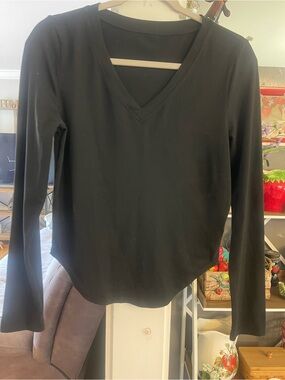 Women's Black V-Neck Long Sleeve XL(fits small) Top by